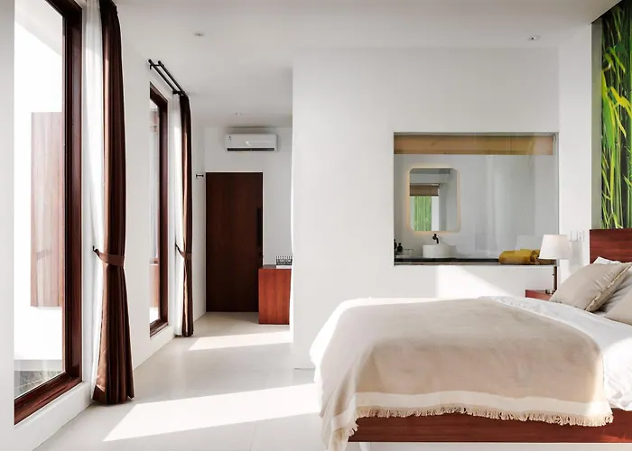 Eon House In South Kuta - 8min Melasti