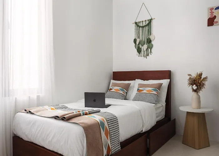Eon House In South Kuta - 8min Melasti